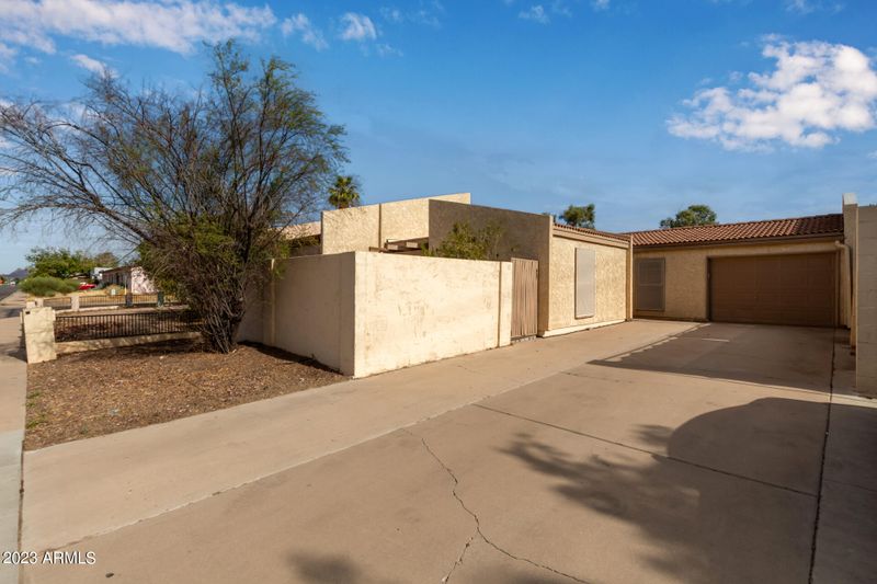 457 N 64th St, Mesa, AZ 85205