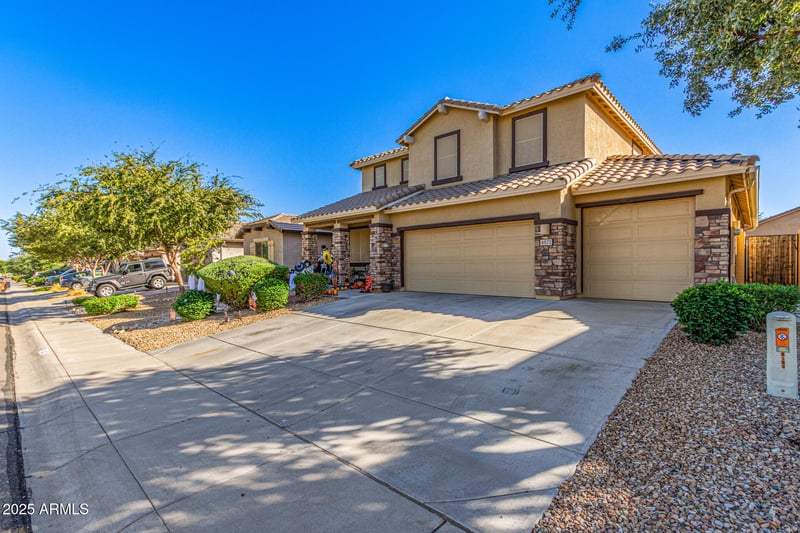 4571 Maggie Dr, San Tan Valley, AZ 85144