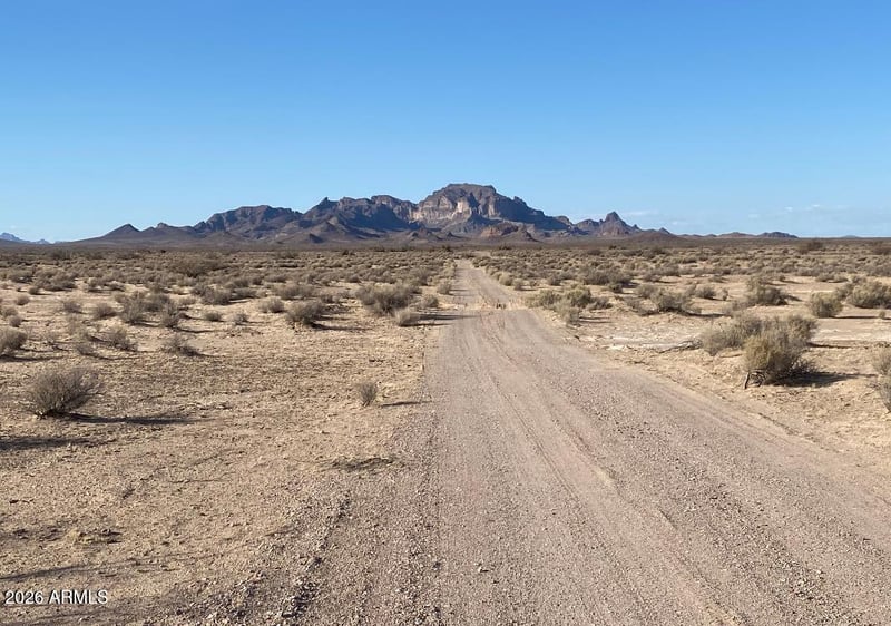 45722 Narramore Rd #-, Tonopah, AZ 85354