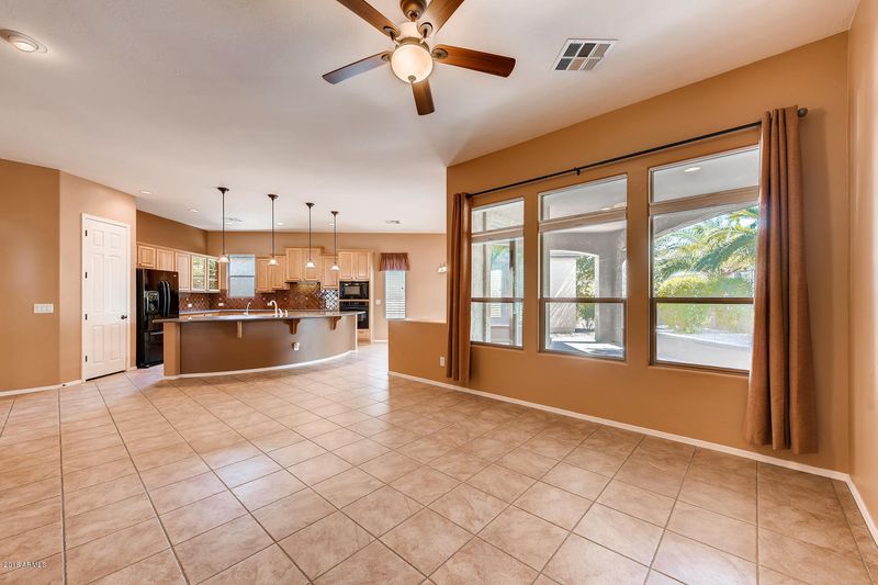 4573 E Carob Dr, Gilbert, AZ 85298