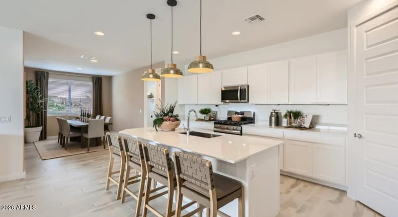 4573 Kenneth Ln, San Tan Valley, AZ 85143
