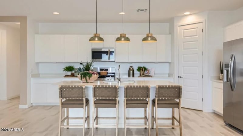 4573 Kenneth Ln, San Tan Valley, AZ 85143