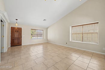 4575 W Oraibi Dr, Glendale, AZ 85308