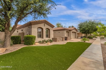 4576 Cavalry Dr, Gilbert, AZ 85297