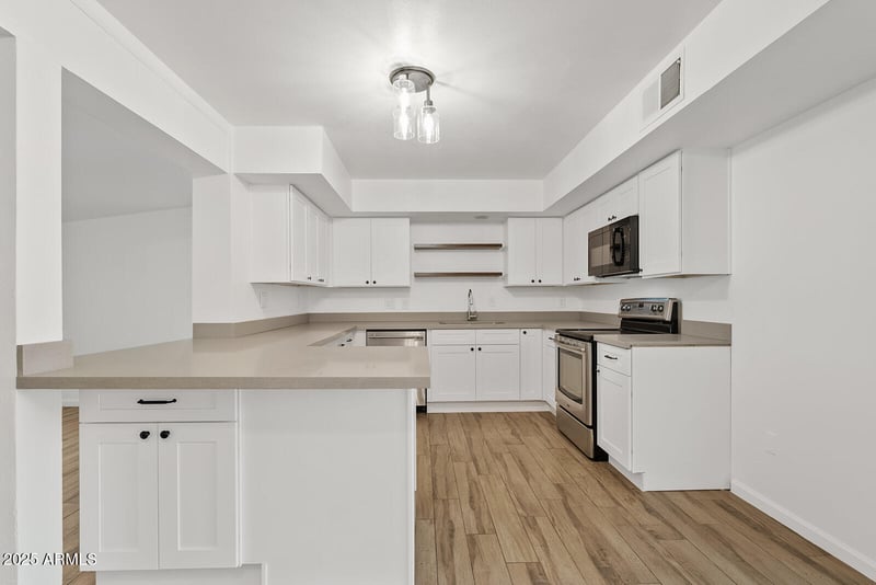 458 Drew St, Mesa, AZ 85201