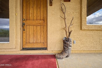 45812 J 1 Ranch Rd, Wickenburg, AZ 85390