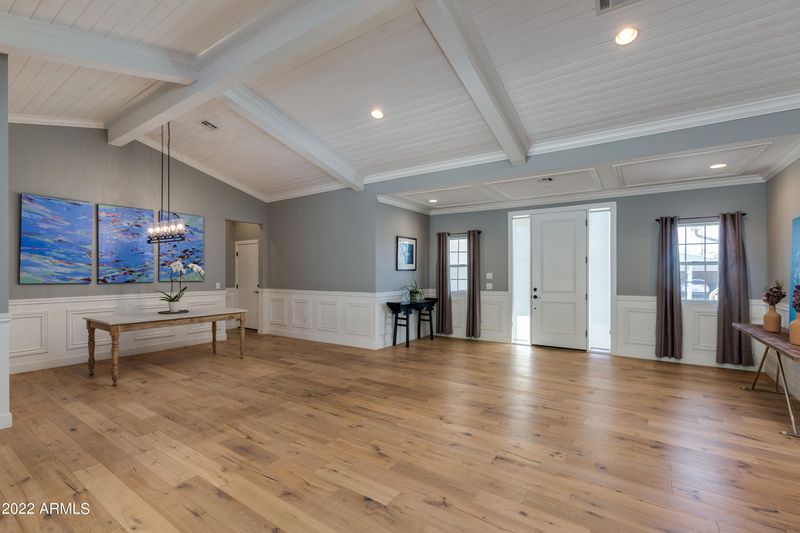 4584 E Calle Ventura --, Phoenix, AZ 85018