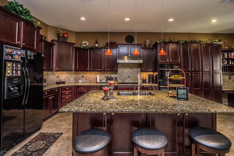 4588 E Cavalry Dr, Gilbert, AZ 85297