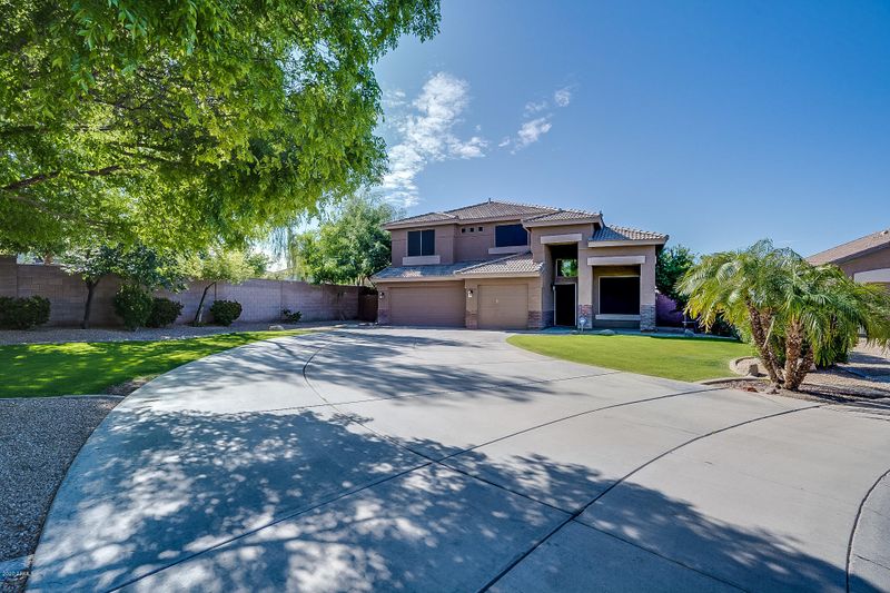 4595 E Olive Ct, Gilbert, AZ 85234