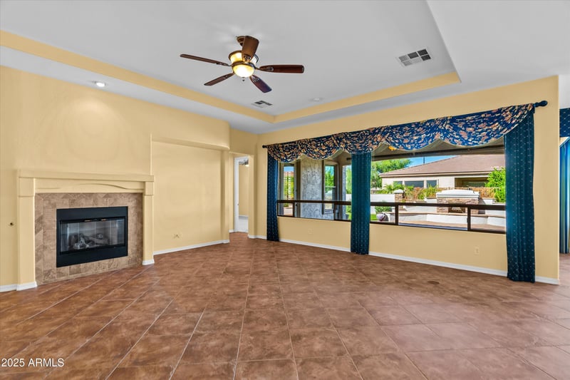 4598 Blue Spruce Ln, Gilbert, AZ 85298
