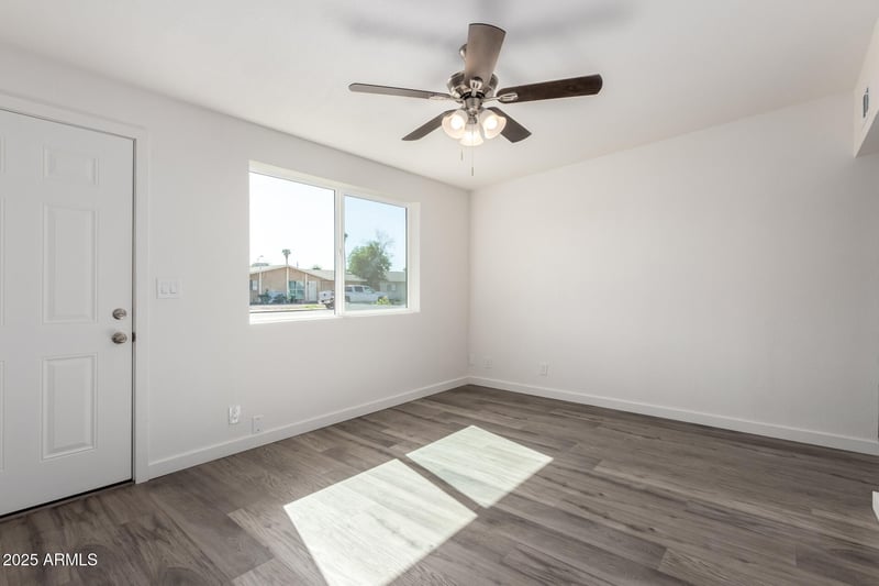 46 Ivy St, Mesa, AZ 85201