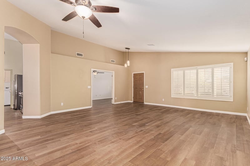 460 Arabian Dr, Gilbert, AZ 85296