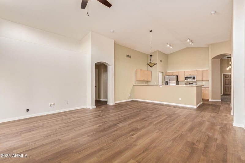 460 Arabian Dr, Gilbert, AZ 85296