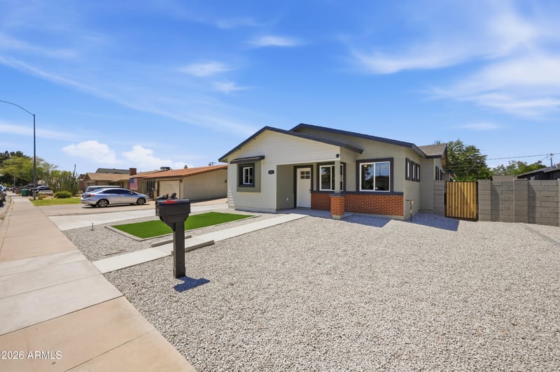 460 S Pioneer --, Mesa, AZ 85204
