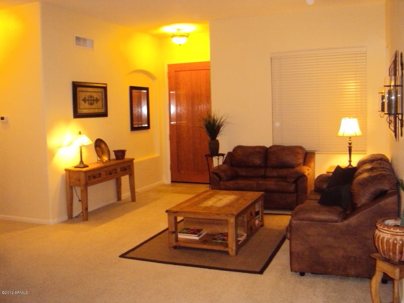 460 W Half Moon Way, Chandler, AZ 85225