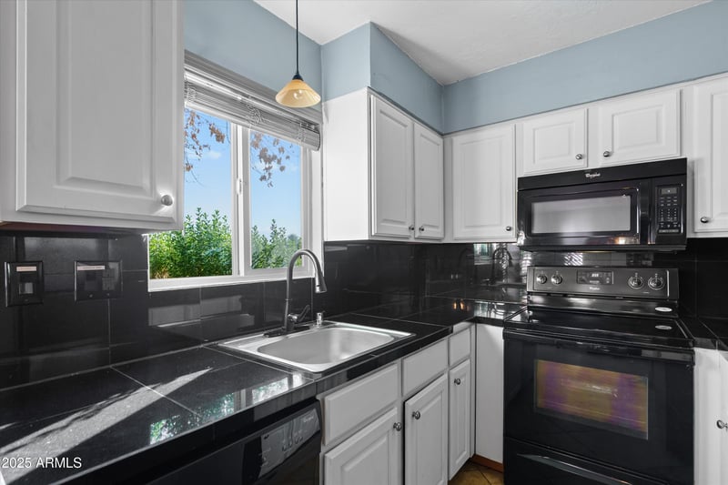 4600 68th St #379, Scottsdale, AZ 85251