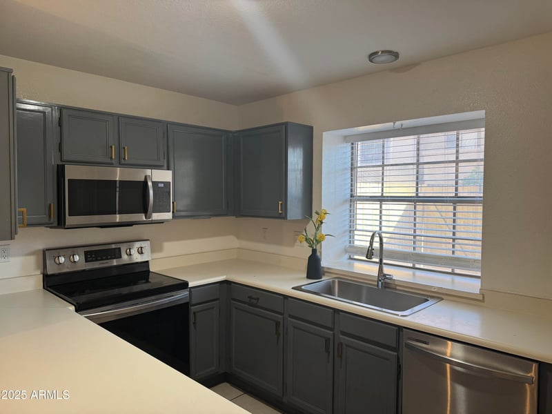 4601 102nd Ave #1194, Phoenix, AZ 85037