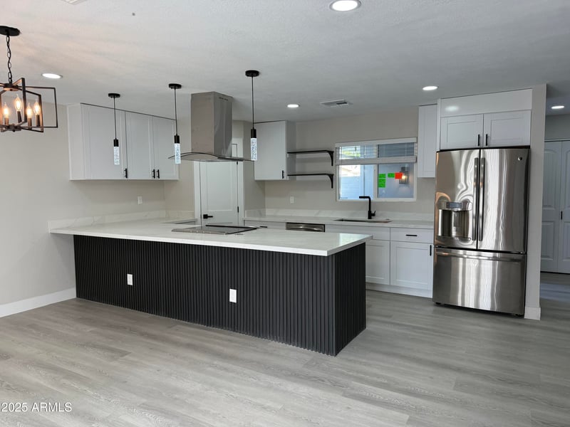 4601 Citrus Way, Glendale, AZ 85301