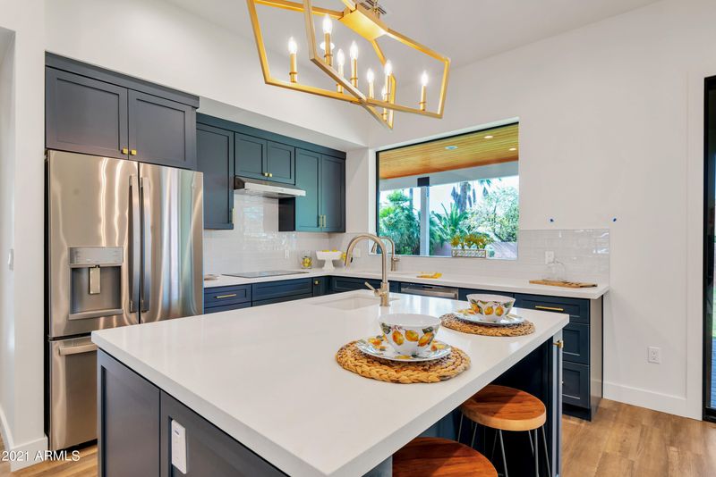 4601 E Beverly Ln, Phoenix, AZ 85032