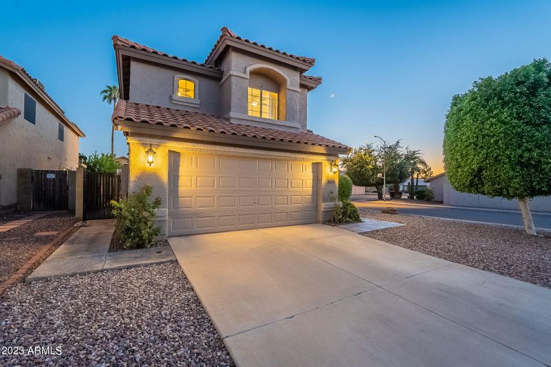 4601 E Hartford Ave, Phoenix, AZ 85032