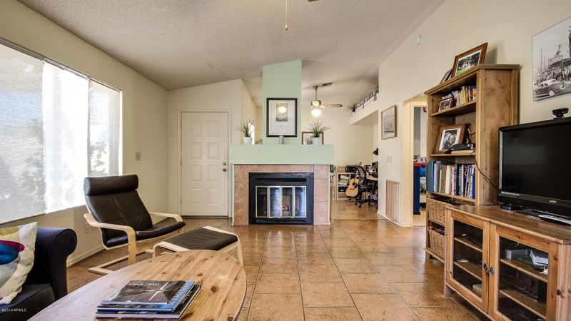 4601 E Piedmont Rd, Phoenix, AZ 85044