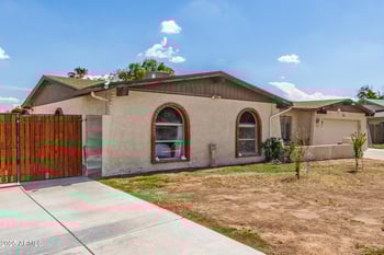 4601 Golden Ln, Glendale, AZ 85302