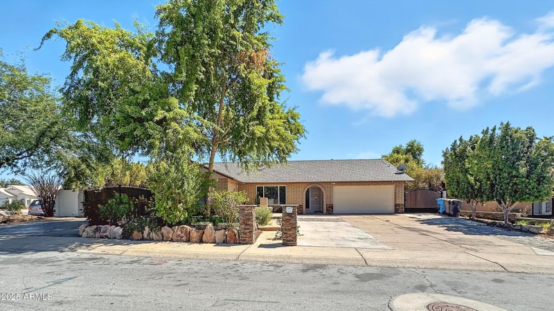 4601 Redfield Rd, Glendale, AZ 85306
