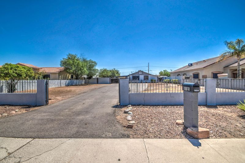 4601 S 5th St, Phoenix, AZ 85040