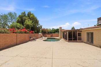 4601 Golden Ln, Glendale, AZ 85302