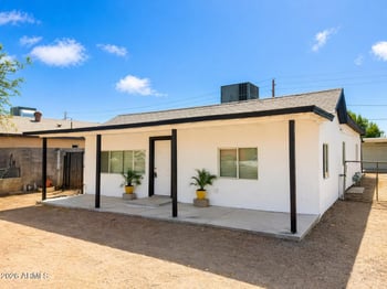 4602 8th St, Phoenix, AZ 85040