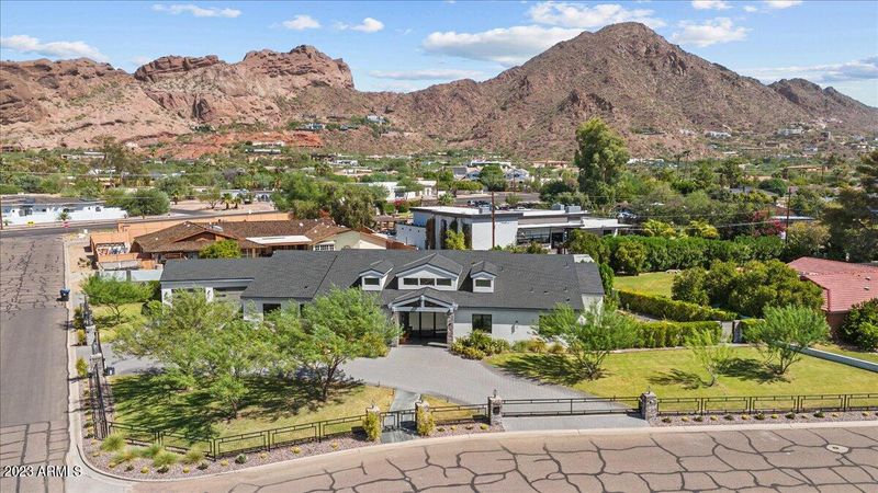 4602 E Arcadia Ln, Phoenix, AZ 85018