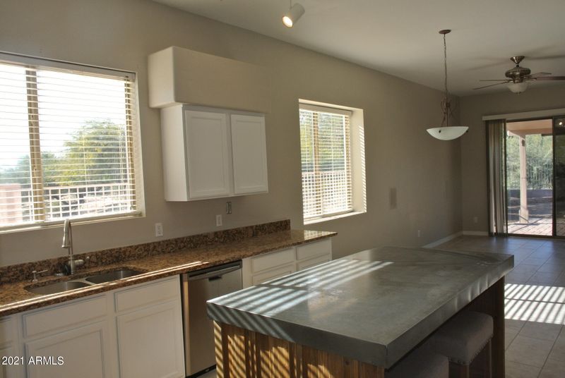 4602 E Chisum Trl, Phoenix, AZ 85050