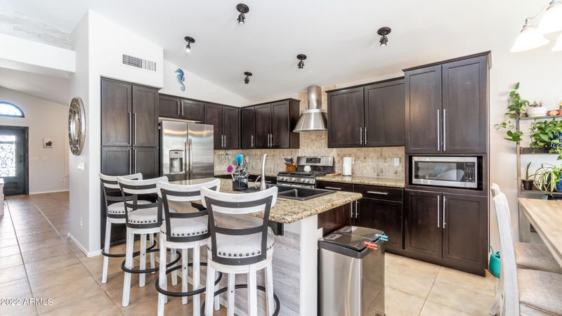 4602 E Goldfinch Gate Ln, Phoenix, AZ 85044