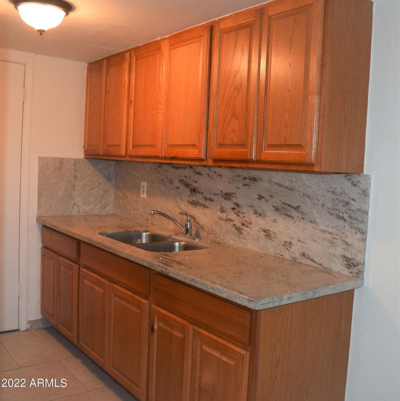 4602 E Riverside St, Phoenix, AZ 85040