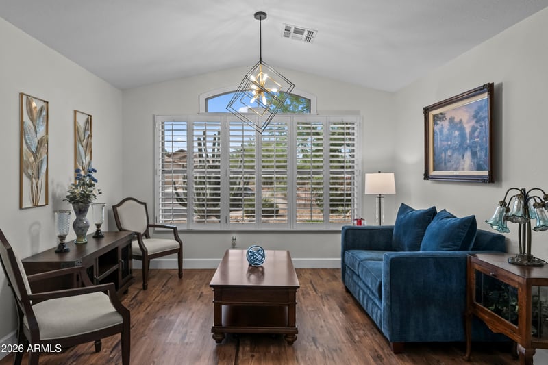 4602 E Swilling Rd, Phoenix, AZ 85050