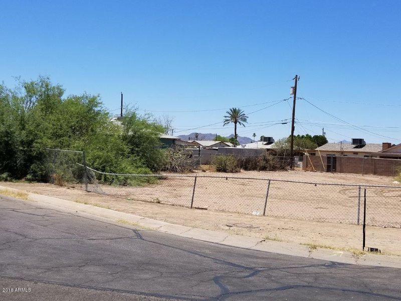 4602 S 21st Pl #20, Phoenix, AZ 85040