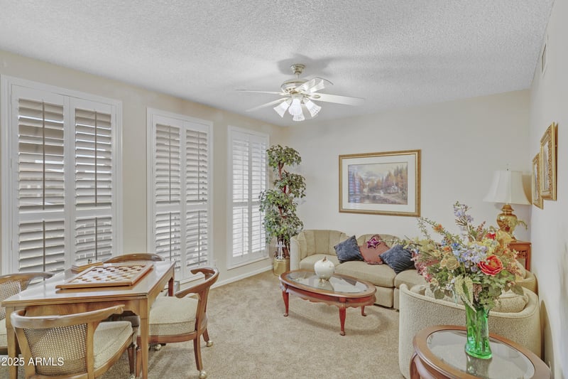 4602 Seldon Ln, Glendale, AZ 85302