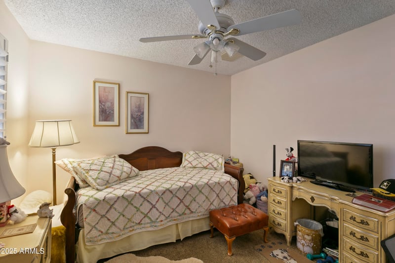 4602 Seldon Ln, Glendale, AZ 85302