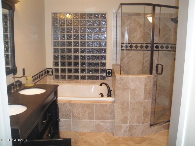 4604 E Mountain Sage Dr, Phoenix, AZ 85044