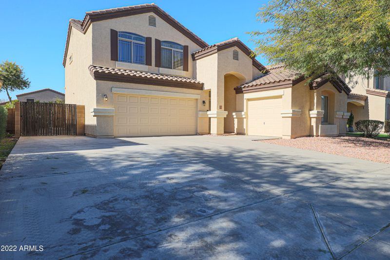 4604 N 111th Glen, Phoenix, AZ 85037