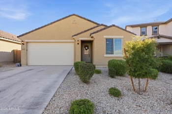 4605 Hazel Ln, San Tan Valley, AZ 85144