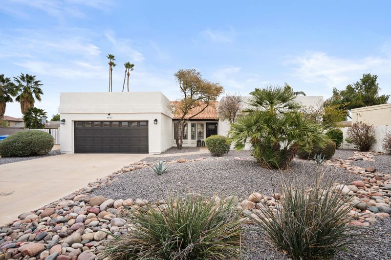 4607 E Carolina Dr, Phoenix, AZ 85032