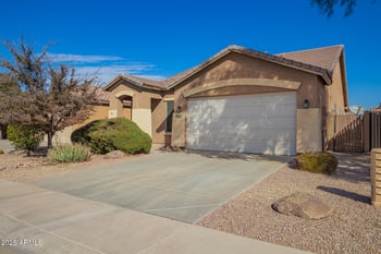 46072 Barbara Ln, Maricopa, AZ 85139