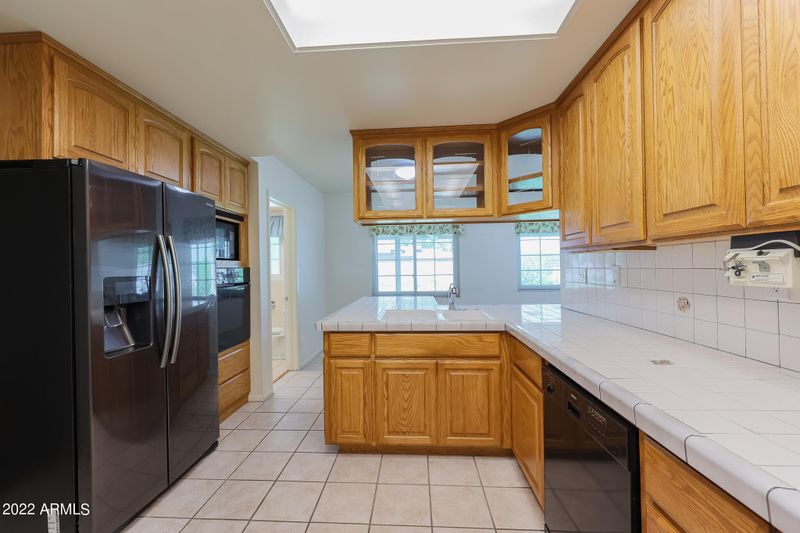 4608 E Oak St, Phoenix, AZ 85008