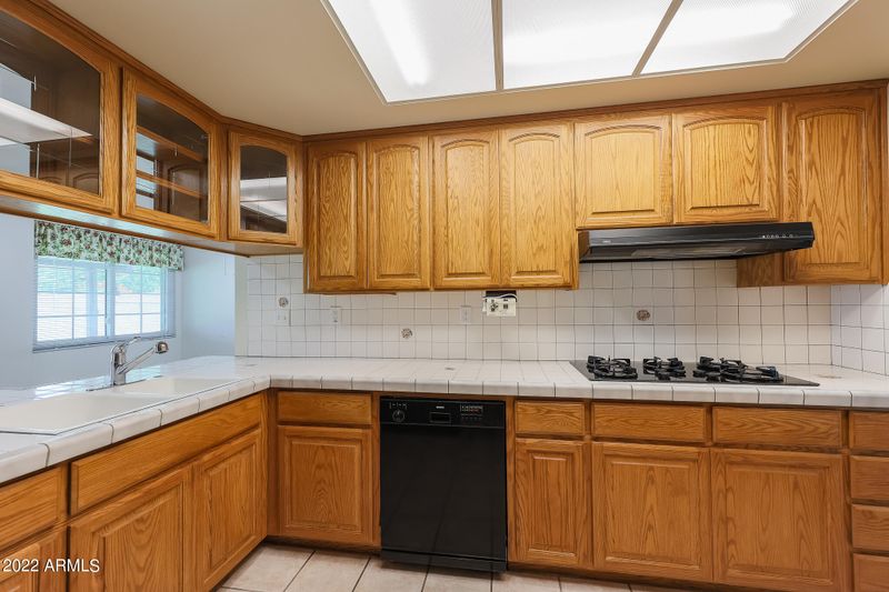4608 E Oak St, Phoenix, AZ 85008