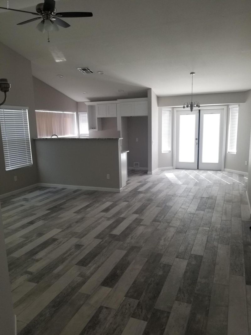 4608 N 89th Ave, Phoenix, AZ 85037
