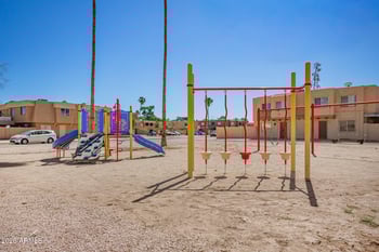 4608 Riverside St, Phoenix, AZ 85040