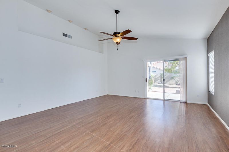 4609 E Robert E Lee St, Phoenix, AZ 85032