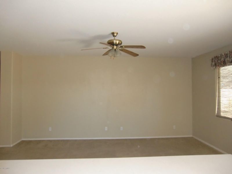 4609 N 95th Dr, Phoenix, AZ 85037