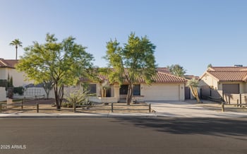 4609 Paradise Ln, Phoenix, AZ 85032